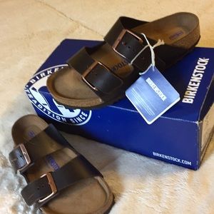 Birkenstock Arizona sandals! Brand new